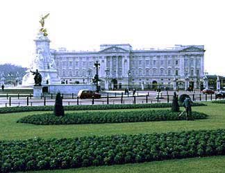 London Guide : Buckingham Palace