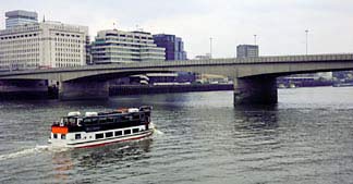 London Guide : London Bridge